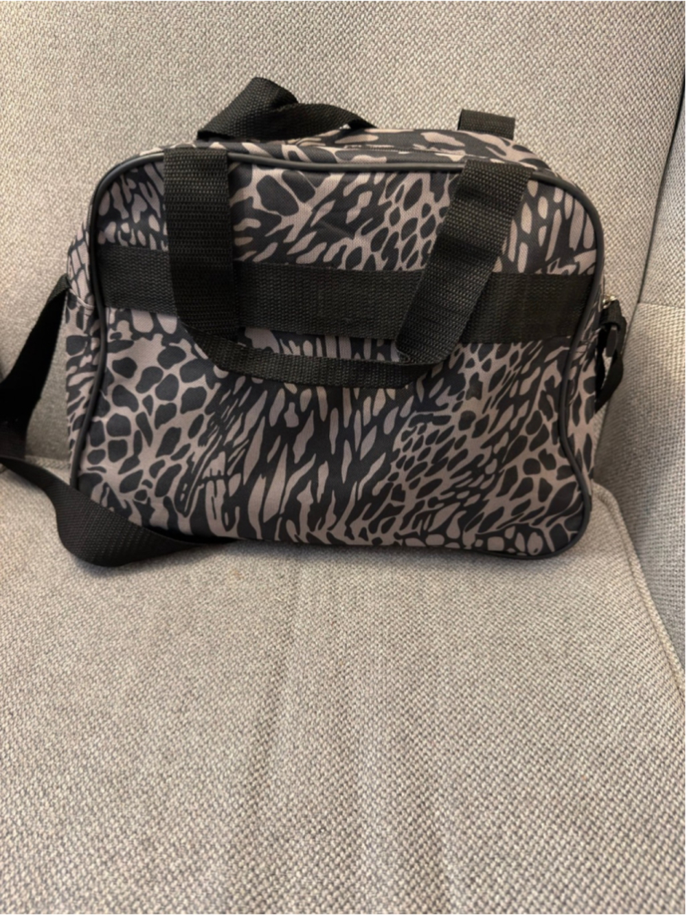 Tag travel shoulder bag gray and black animal print - Picture 2 of 6